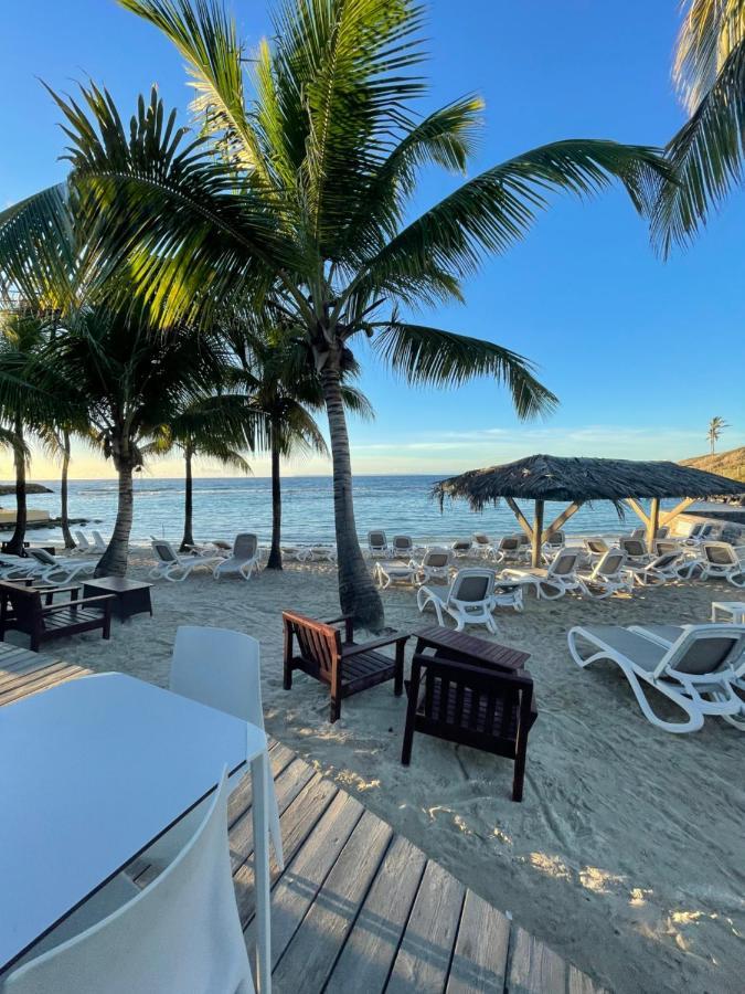 Studio 25 M Manganao Joela 4 Personnes Avec Machine A Laver (Adults Only) Saint-Francois  Exterior photo