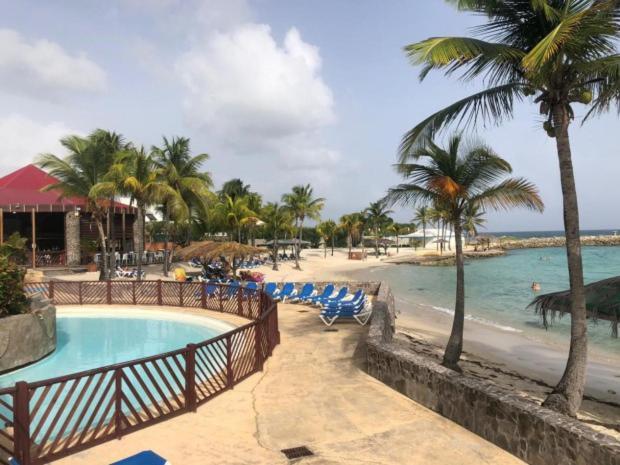 Studio 25 M Manganao Joela 4 Personnes Avec Machine A Laver (Adults Only) Saint-Francois  Exterior photo