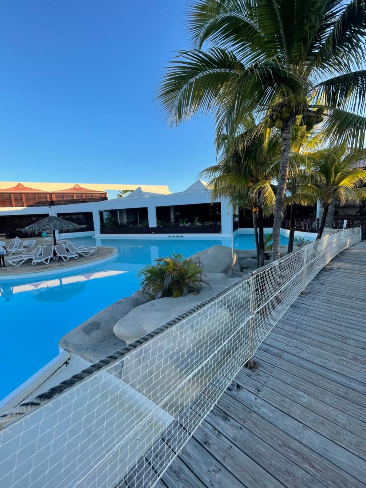 Studio 25 M Manganao Joela 4 Personnes Avec Machine A Laver (Adults Only) Saint-Francois  Exterior photo