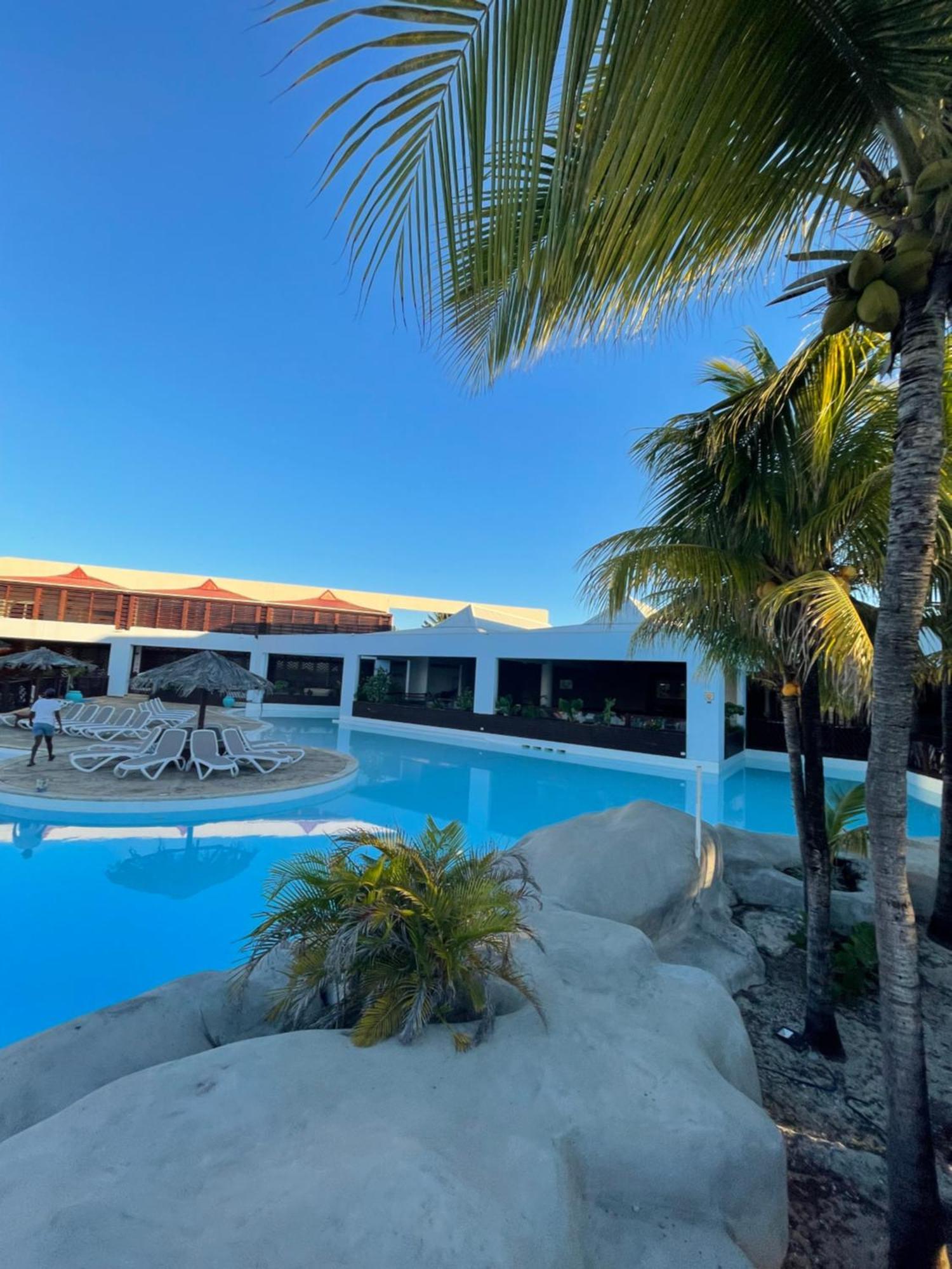 Studio 25 M Manganao Joela 4 Personnes Avec Machine A Laver (Adults Only) Saint-Francois  Exterior photo